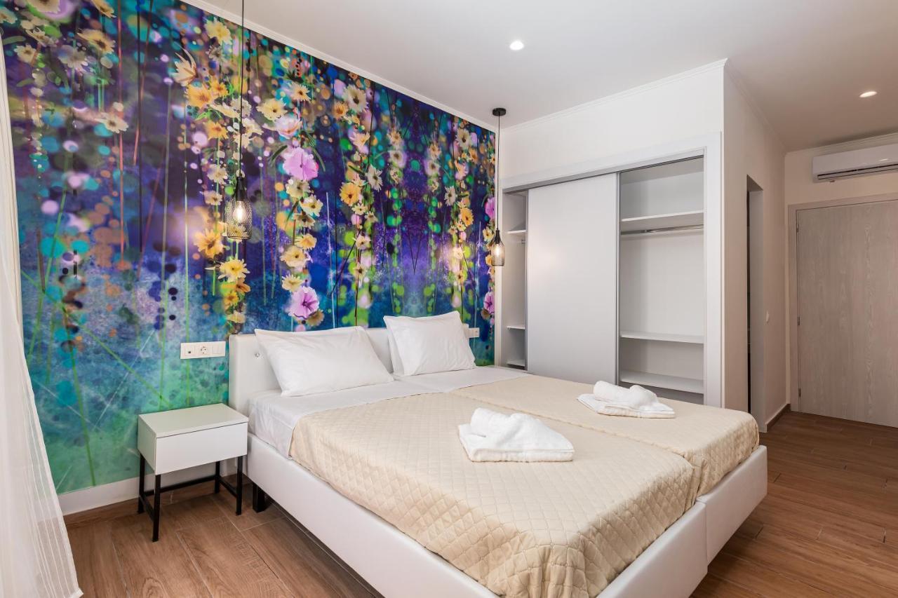 Aqua Luxury Suites By Estia Roda  Ngoại thất bức ảnh