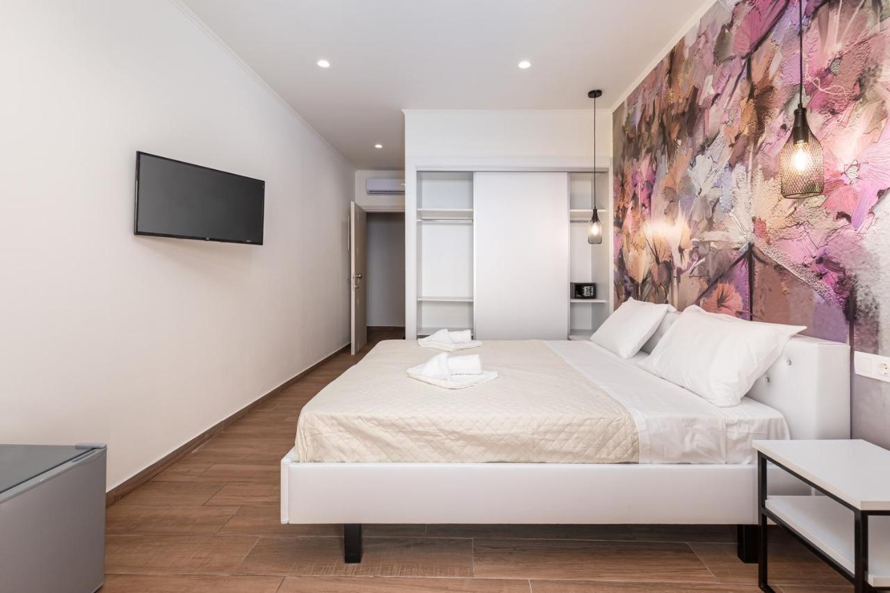 Aqua Luxury Suites By Estia Roda  Ngoại thất bức ảnh
