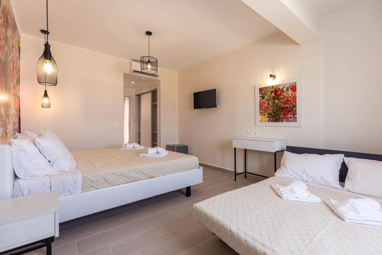 Aqua Luxury Suites By Estia Roda  Ngoại thất bức ảnh