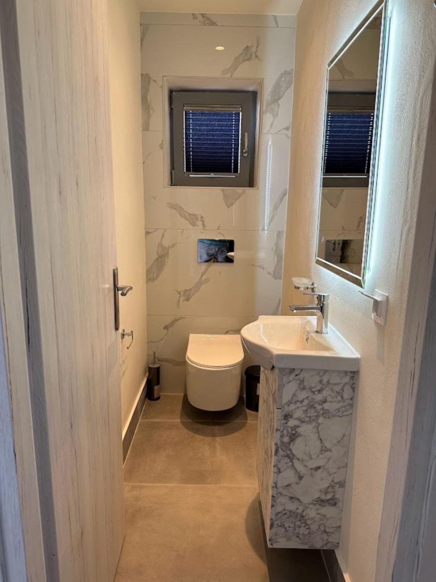 Aqua Luxury Suites By Estia Roda  Ngoại thất bức ảnh